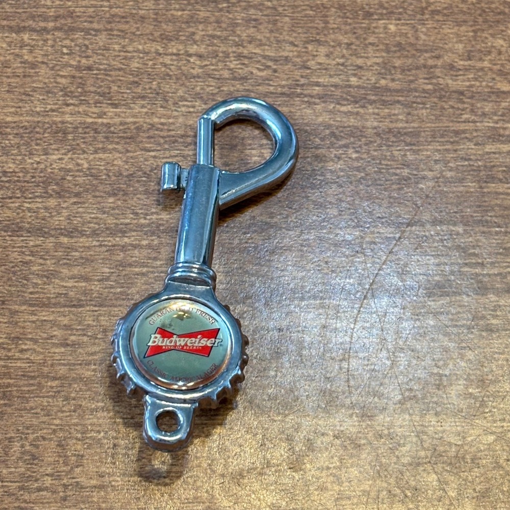 Vintage Budweiser King of Beers Bottle Cap Keychain Silver Snap Hook Clip